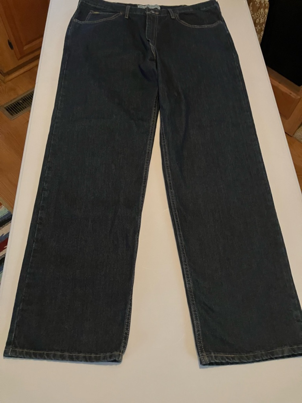 Lee Men's Relaxed Straight Jeans in Dark Wash 38/32